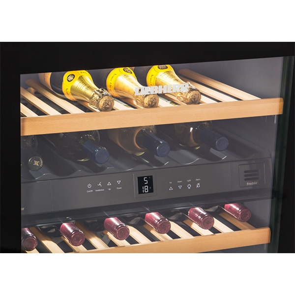 Racitor de vinuri incorporabil LIEBHERR UWTGB 1682, 34 sticle, H 82 cm, Clasa G