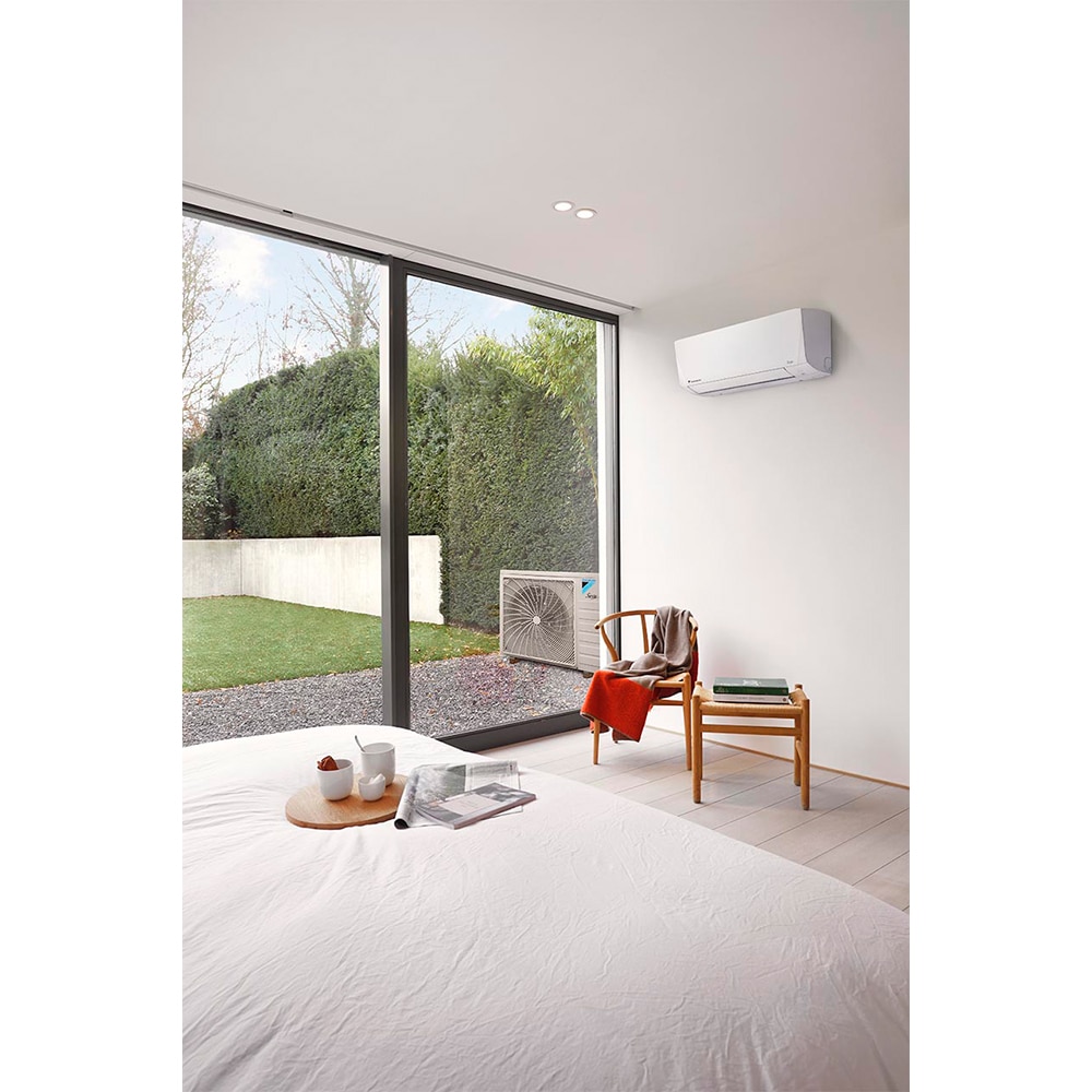 Sistem aer conditionat pentru 2 incaperi DAIKIN Siesta, 2x9000BTU, unitate externa 18000BTU, A/A, Inverter, Functie Incalzire, alb