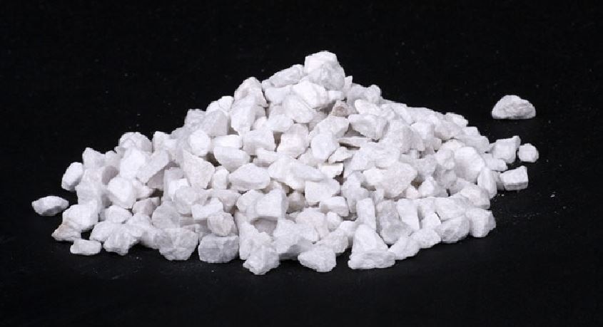 Piatra decorativa (piatra Thasos) marmura alba, diametru 0.8-1.2 cm, vanzare la sac 1400 kg