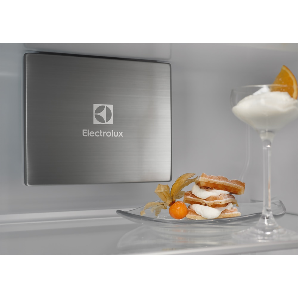 Combina frigorifica incorporabila ELECTROLUX ENP7TD75S, No Frost, 376 l, H 188.4 cm, Clasa D