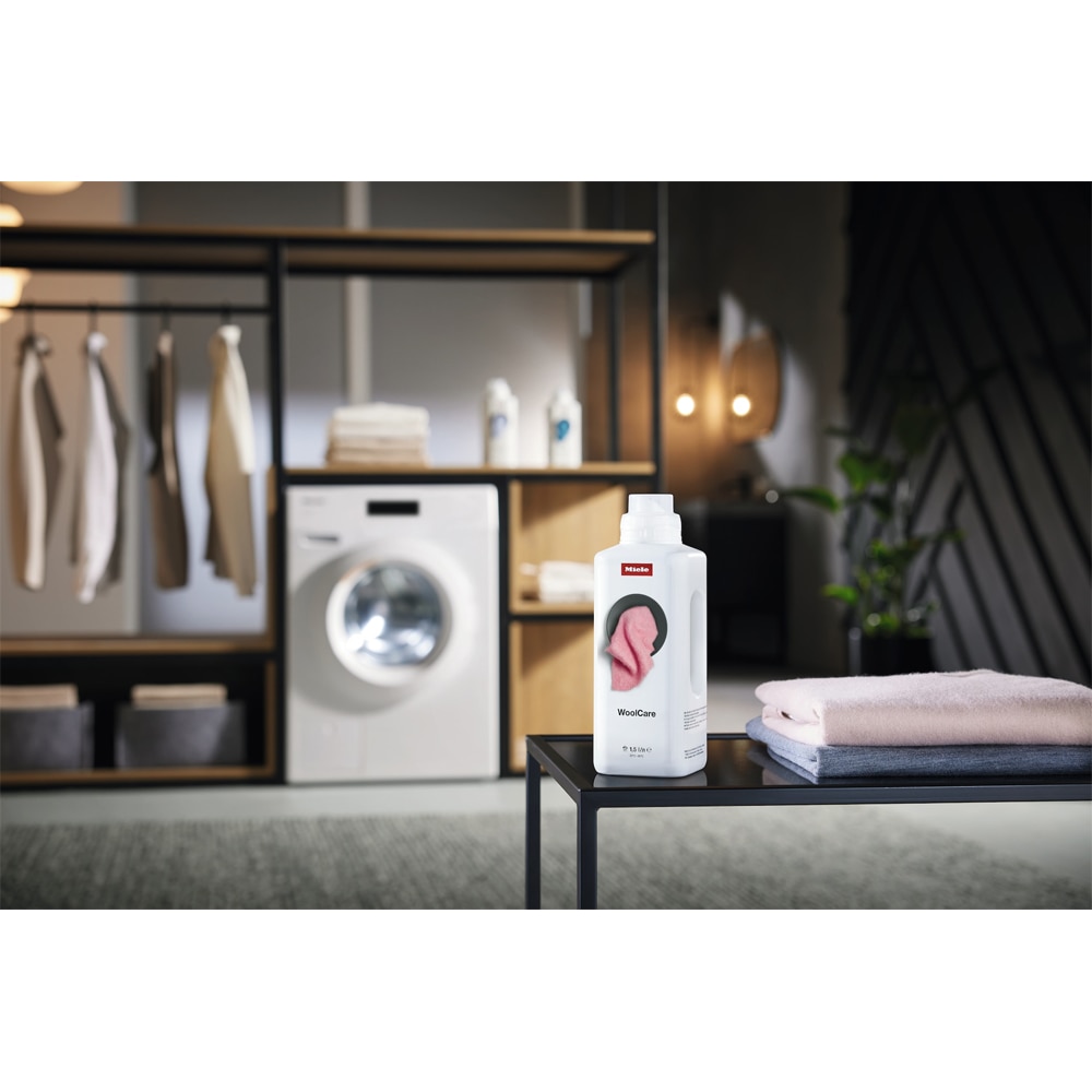 Detergent lichid pentru rufe delicate MIELE, 1.5 l, 37 spalari