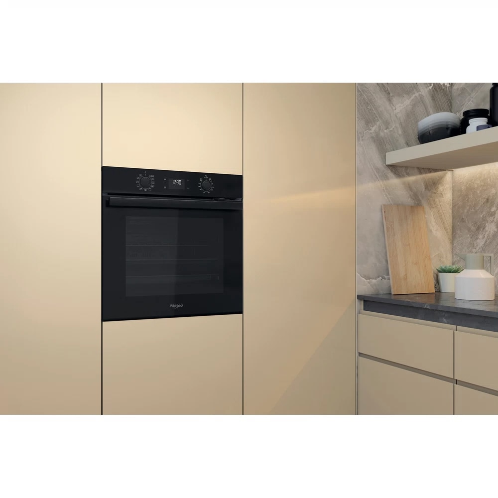 Cuptor incorporabil WHIRLPOOL OMR58HU1B, Electric, Autocuratare hidrolitica, 71 l, Clasa A+, negru