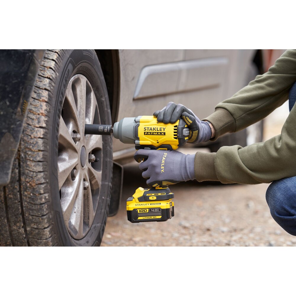 Masina de insurubat cu impact STANLEY FATMAX SFMCF940M1, 18V, 2000RPM, 950Nm