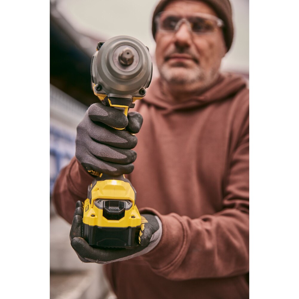 Masina de insurubat cu impact STANLEY FATMAX SFMCF940M1, 18V, 2000RPM, 950Nm