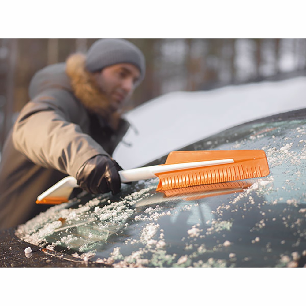 Perie zapada cu racleta FISKARS SnowXpert 143062, 67cm, alb-portocaliu