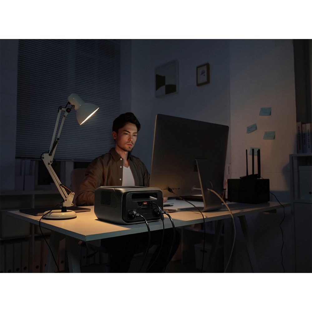 Statie de incarcare portabila ECOFLOW River 3 Plus, 600W, 286Wh, AC, USB-A, USB-C, MC4, XT60, negru