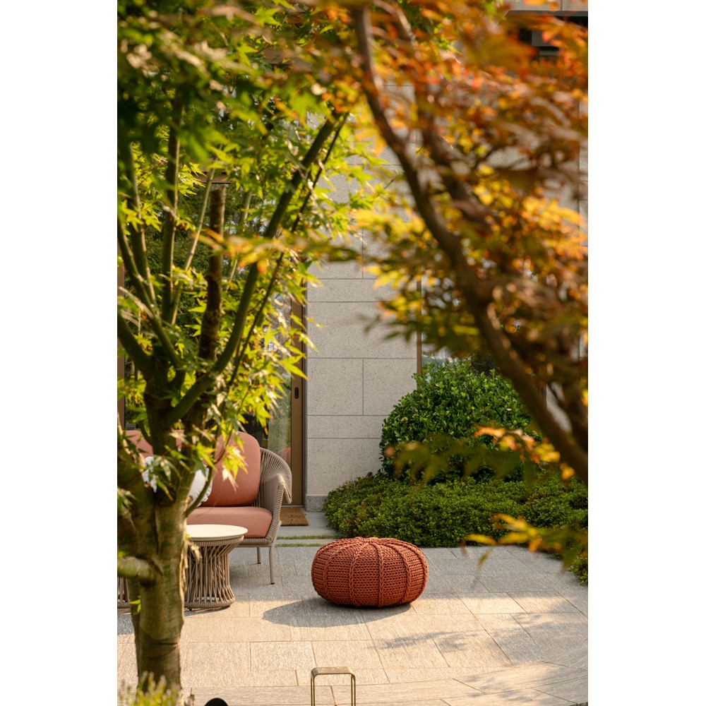 Fotoliu puf LIVINTWIST Zen M 101, 64 x 64 x 30 cm, camel