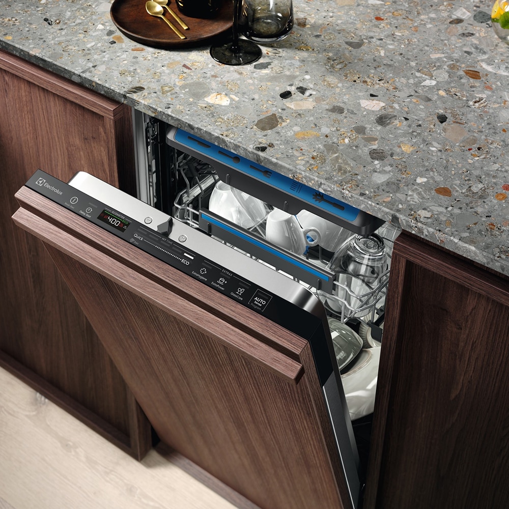 Masina de spalat vase incorporabila ELECTROLUX EEM63301L, 10 seturi, 8 programe, 45 cm, Clasa D, panou comanda negru