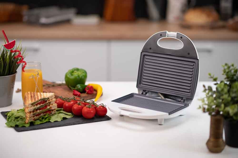 Sandwich maker MYRIA MY4108, 750W, alb 