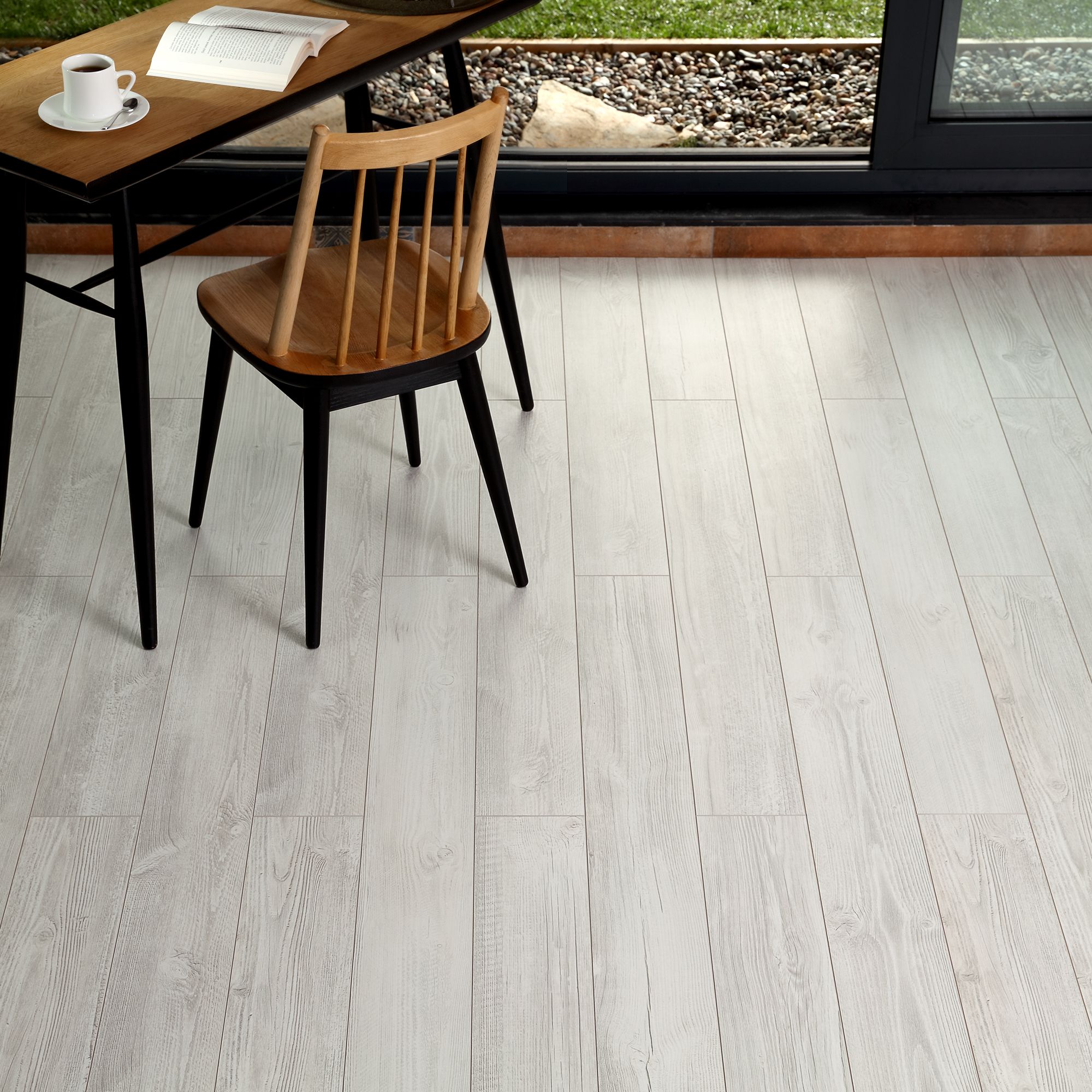 Parchet laminat V-Groove, 10 mm, gri deschis, HDF, AC4, 1.488 mp/cutie