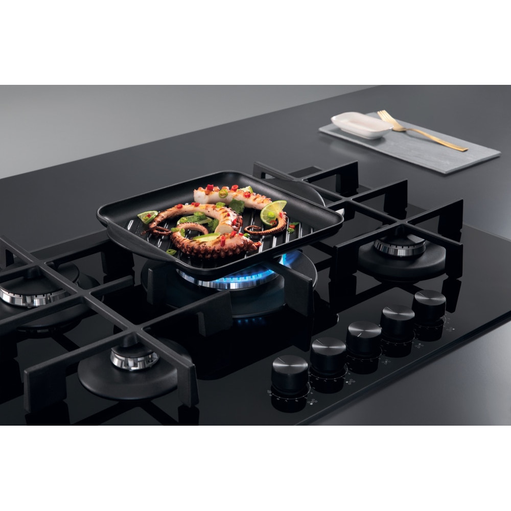 Plita incorporabila WHIRLPOOL GOWL 728/NB, Gaz, 5 arzatoare, Wok, negru