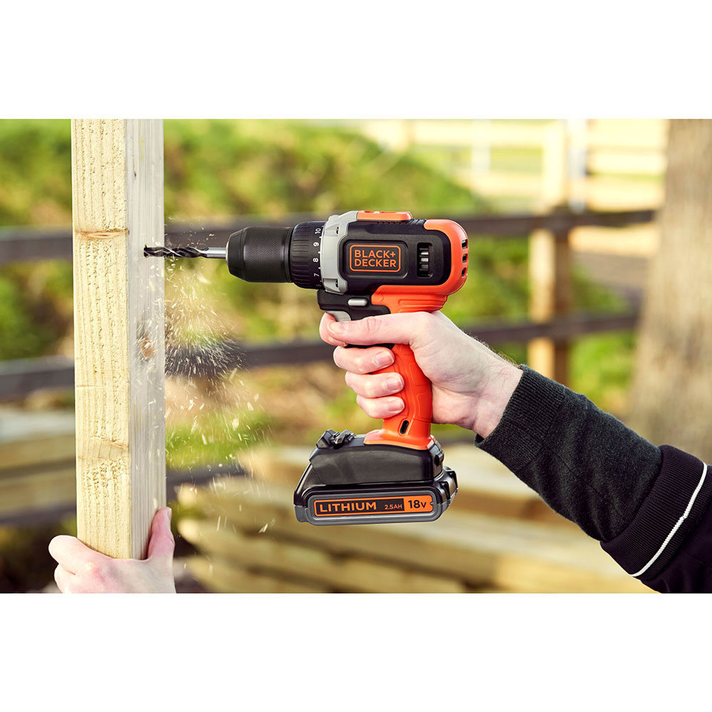 Masina de gaurit si insurubat (bormasina) BLACK&DECKER BCD003ME2K-QW, 18V, 2 x 2.5 Ah, 1400rpm