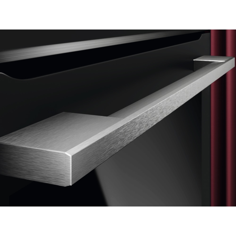 Cuptor incorporabil AEG TP8SB731AT, Electric, SteamPro, Autocuratare cu abur, 70 l, Clasa A++, Wi-Fi, negru