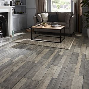 Parchet laminat 8 mm, stejar, acoperire per cutie 2.158 mp, AC4, HDF • GoodHome