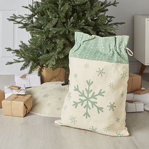 Husa cadouri Craciun, model fulgi de nea, alb-verde