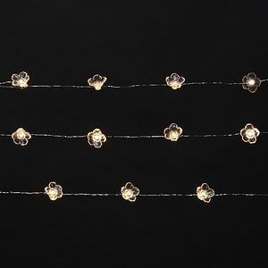 Instalatie Craciun Floricele 20 LED-uri, 2.2 m, pe baterie, lumina alb cald