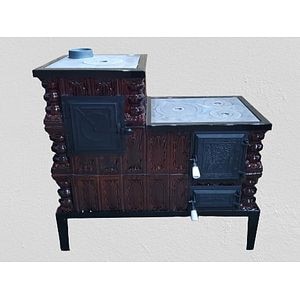 Soba teracota, cu plita de gatit, tip cizma, coniac, 8 kW, 235 kg, 104 x 99 x 44 cm  Bucura