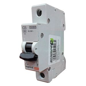 Legrand Disjunctor 16A 1P 1,8 cm x 8,2 cm x 6,5 cm