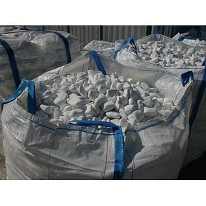 Piatra decorativa (piatra Thasos) marmura alba, diametru 3-6 cm, vanzare la sac 1400 kg