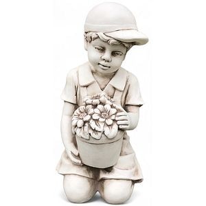 Decoratiune gradina Baiat cu flori, fiberclay, 26 x 24 x 43.5 cm, alb