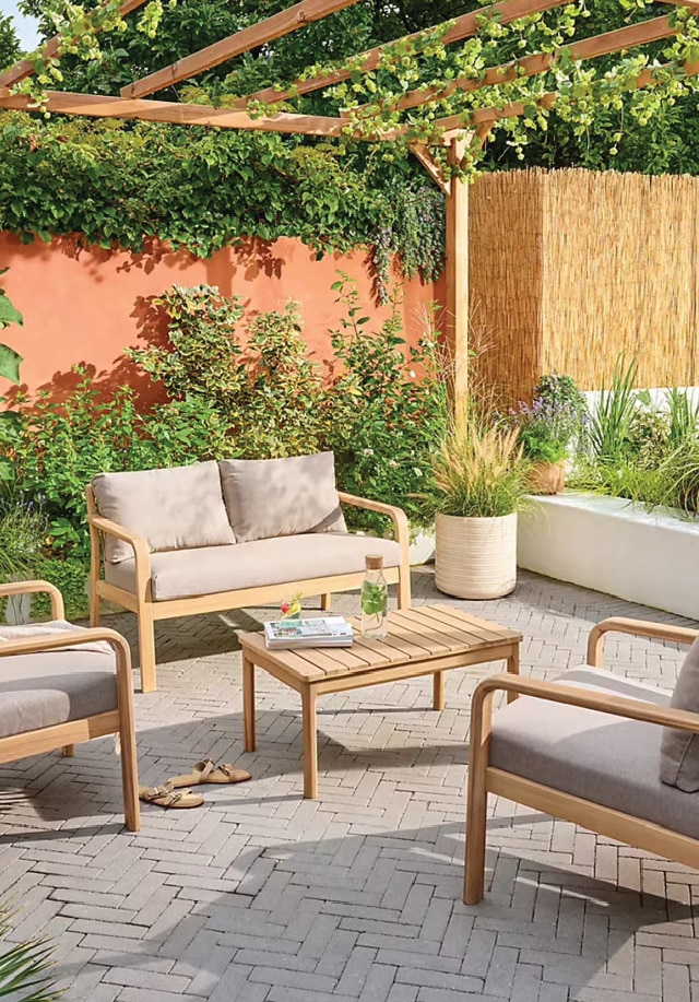 Mobilier de gradina si terasa